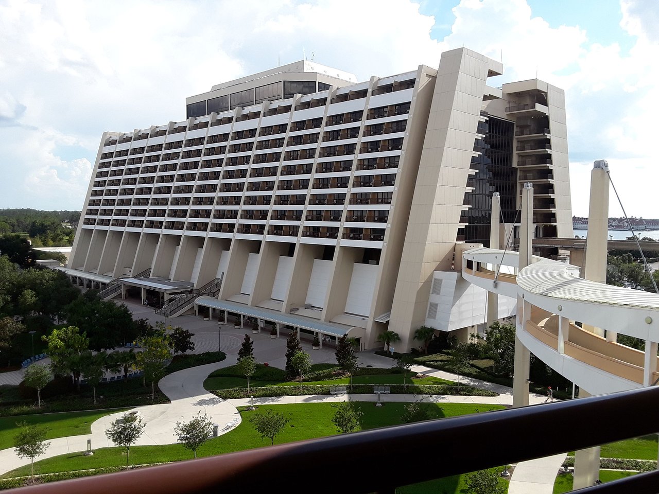 Disney's Bay Lake Tower At The Contemporary | DVC Resale | Fidelity ...